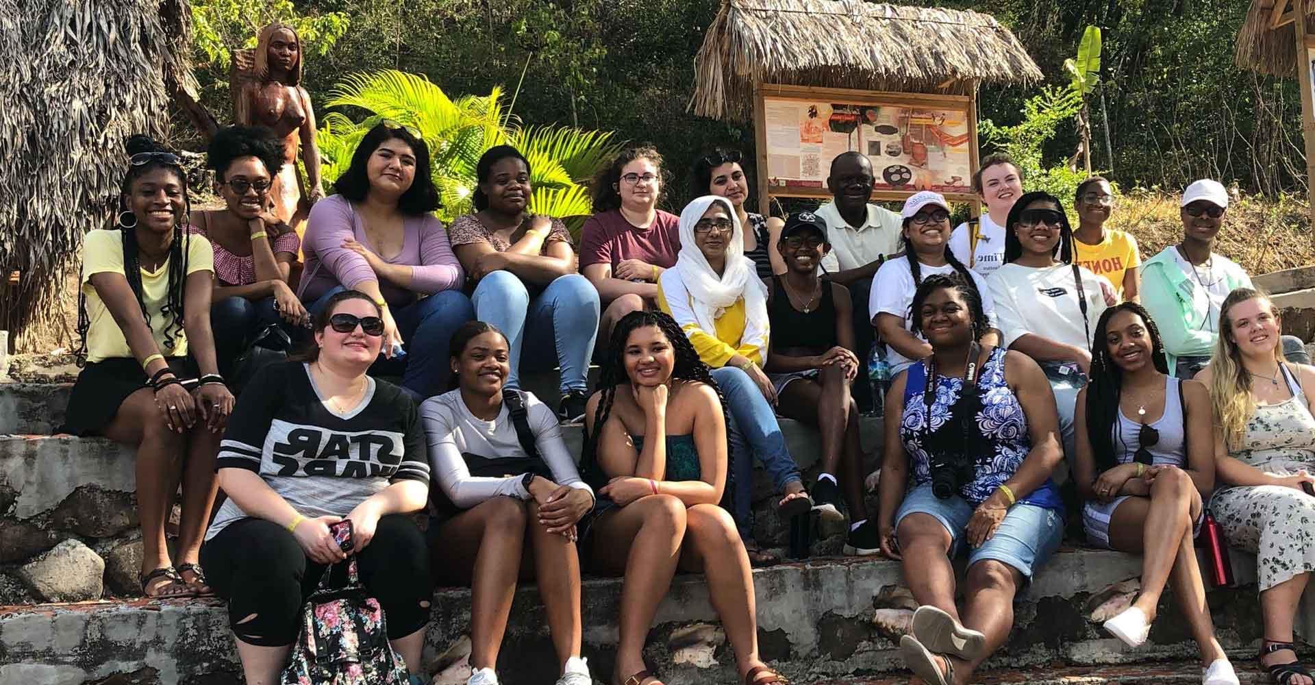 A group of Agnes Scott Summit students pose for a group photo in Martinique.